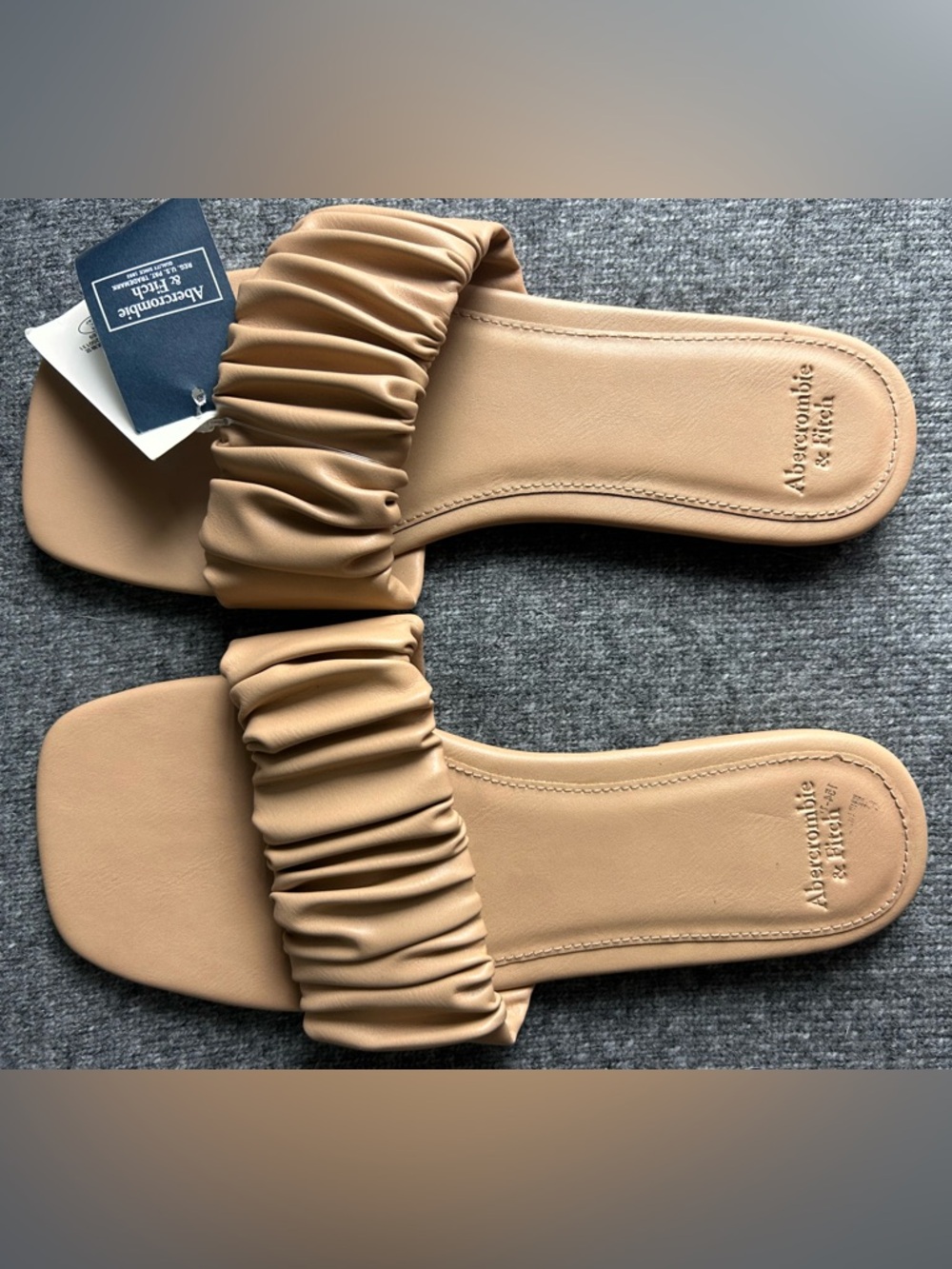 Abercrombie & Fitch Women's Tan Ruched Slide Sandals - Soft Ruched Strap